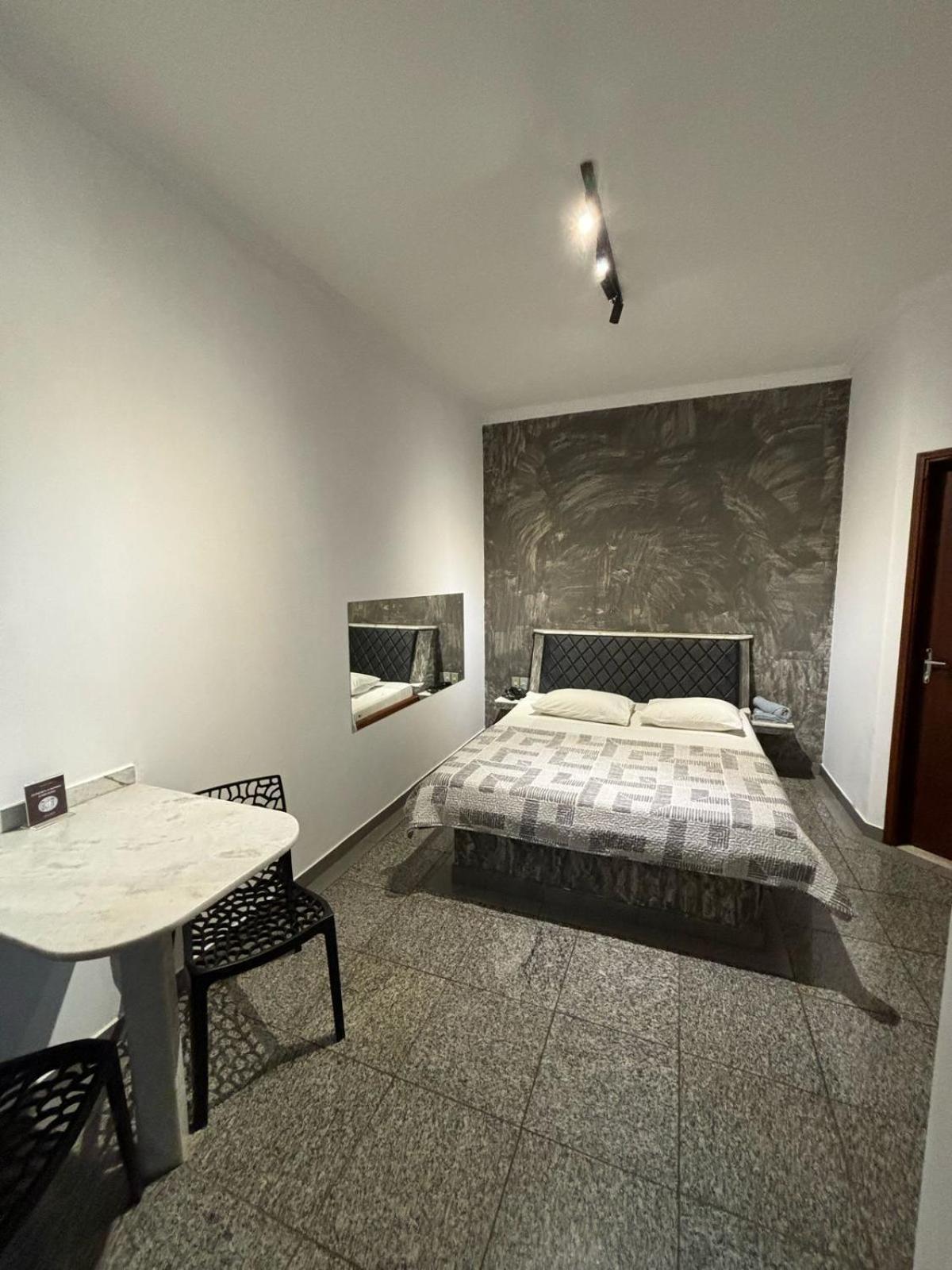 Gran Luha Motel, Hotel E Chales Бротас Екстериор снимка