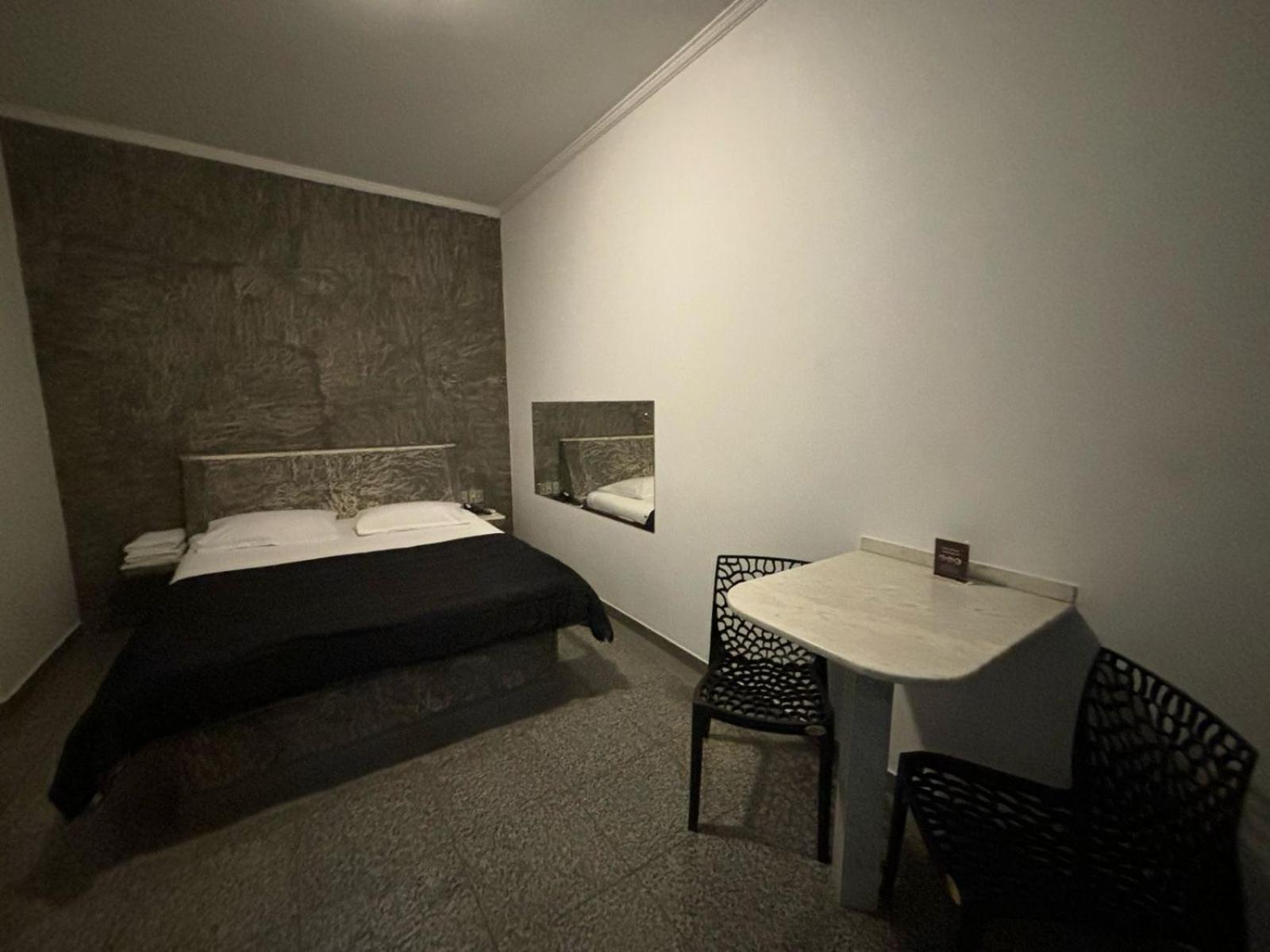 Gran Luha Motel, Hotel E Chales Бротас Екстериор снимка