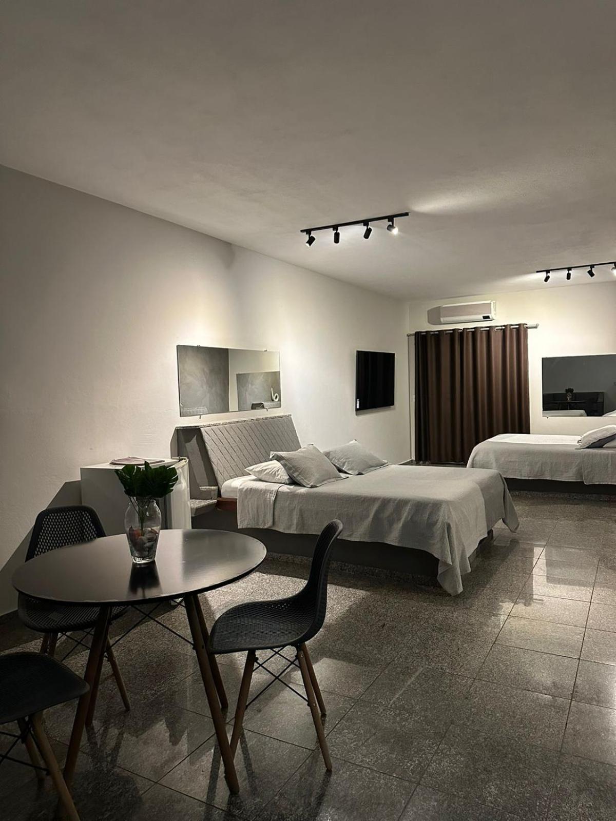 Gran Luha Motel, Hotel E Chales Бротас Екстериор снимка
