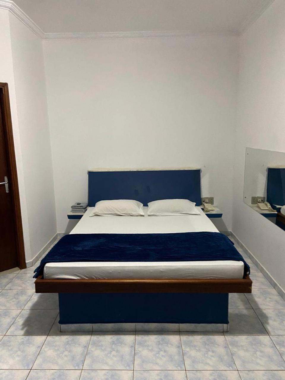 Gran Luha Motel, Hotel E Chales Бротас Екстериор снимка